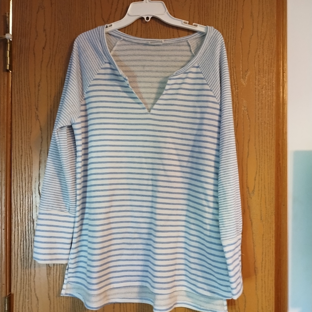 Adora tunic